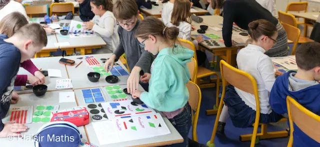 Jouer en cours de mathématiques